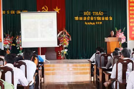Kbang hội thảo liên kết trồng dâu nuôi tằm