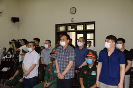 Vụ án buôn lậu xăng: Hai cựu tư lệnh Cảnh sát biển nhận hối lộ