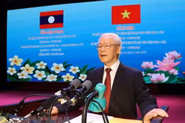 Tổng Bí thư: Tình đoàn kết Việt Nam-Lào là quy luật khách quan