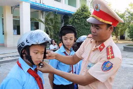 Phú Thiện: Nâng cao nhận thức về an toàn giao thông cho học sinh