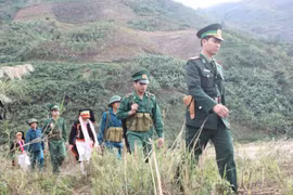  Phát huy vai trò đồng bào dân tộc thiểu số trong xây dựng tiềm lực an ninh quốc gia