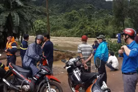 Tìm thấy thi thể thanh niên đu dây cáp qua sông bị lũ cuốn trôi