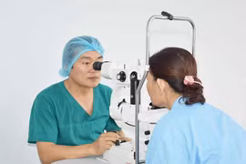 Mang lại ánh sáng cho người nghèo