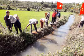 Ia Ròng phát động ra quân làm thủy lợi đầu năm 2018