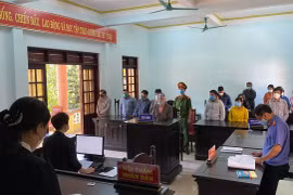 Chư Păh: Nhóm đối tượng đánh bạc lãnh 81 tháng tù
