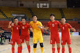 Quả bóng Vàng Hồ Văn Ý tỏa sáng, futsal Việt Nam giành vé dự cúp châu Á