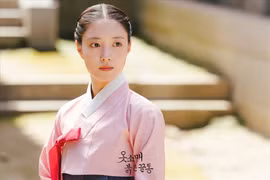 Nữ diễn viên trẻ vượt mặt Song Hye Kyo