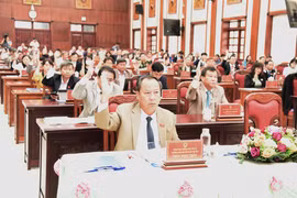 Kỳ họp thứ 8 (chuyên đề) HĐND tỉnh Gia Lai khóa XII: Thông qua 7 nghị quyết quan trọng
