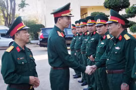 Bộ Quốc phòng kiểm tra các đơn vị quân đội tại Gia Lai