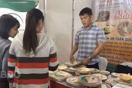 Làm giàu khác người: Trai Bình Định đi nhặt mo cau vứt đầy vườn mà thành...giám đốc