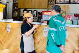 Bán hàng qua app