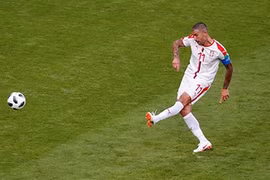 Kolarov hạ gục Navas, Serbia thắng sát nút Costa Rica