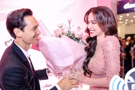 Kim Lý cùng dàn sao chúc mừng Hồ Ngọc Hà ra mắt dòng son mới