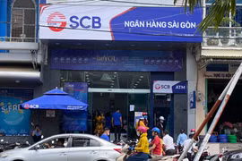 Gia Lai: Người dân ồ ạt rút tiền tại SCB Chi nhánh Gia Lai