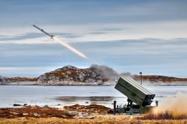 Mỹ bàn khả năng gửi hệ thống phòng không Patriot cho Ukraine?