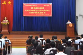 Khai giảng 2 lớp cao cấp lý luận chính trị hệ không tập trung tại Gia Lai