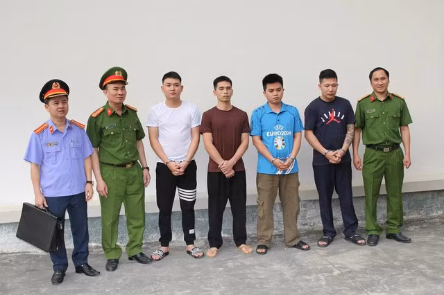 cac-doi-tuong-lien-quan-tai-co-quan-cong-an-anh-cong-an-cung-cap.jpg