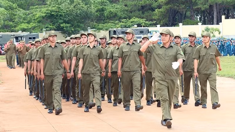 de-xuat-hanh-vi-chong-doi-luc-luong-trat-tu-thon-se-bi-phat-den-5-trieu-dong-anh-nguon-thuvienphapluatvn.jpg