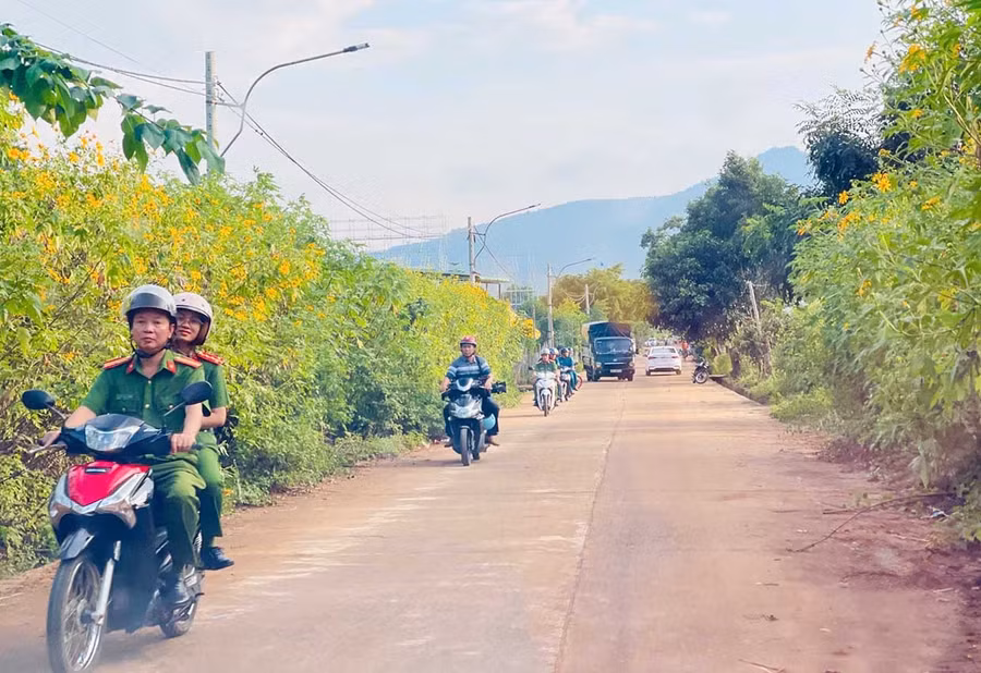 chu-pah-tang-cuong-bao-dam-an-ninh-trat-tu-an-toan-giao-thong-dip-le-hoi-dd.jpg