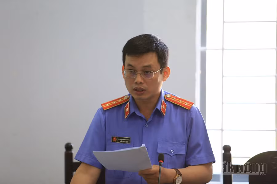 nguyen-pho-ban-quan-ly-du-an-o-dak-nong-vuong-lao-ly-vi-tin-cap-duoi-dd.jpg