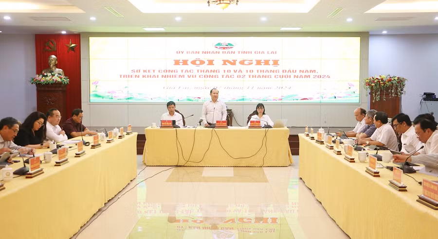 chu-tich-ubnd-tinh-rah-lan-chung-bg.jpg