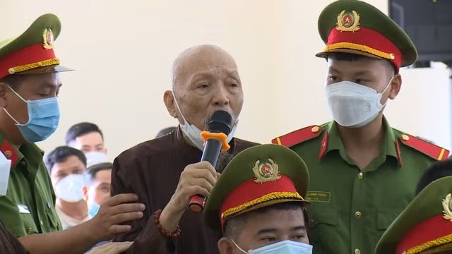 Lê Tùng Vân tại phiên tòa trước đó