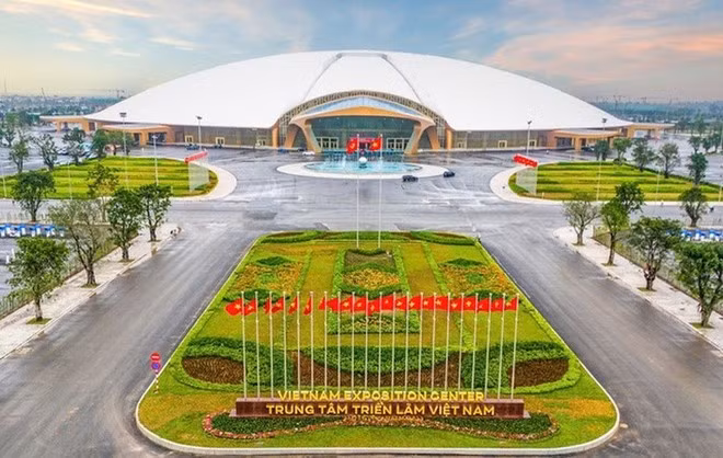 trung-tam-trien-lam-qg.jpg