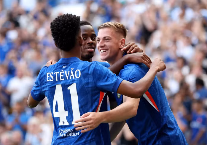 Dàn tân binh nhanh chóng hòa nhập, Chelsea hưởng lợi