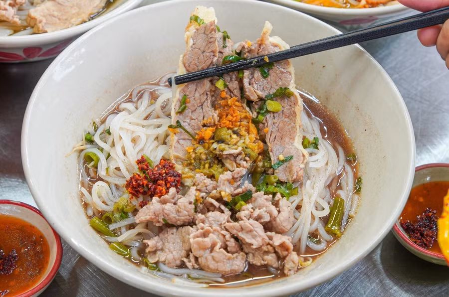 moc-mac-cung-hu-tieu-thai-landd.jpg