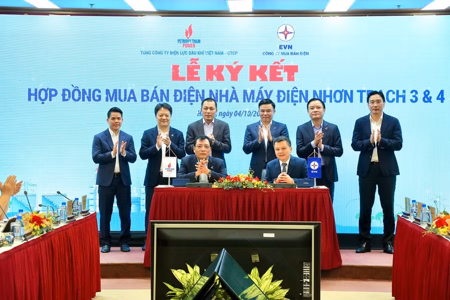 Ký kết PPA dự án Nhà máy điện Nhơn Trạch 3&amp;4 giữa PV Power và EVNEPTC. (Ảnh: PV/Vietnam+)