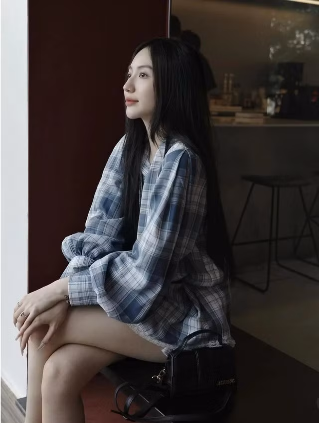 ẢNH: CHAN CLOSET