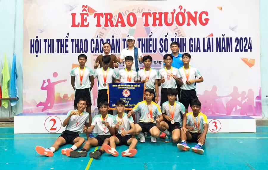 krong-pa-uom-mam-tai-nang-bong-chuyen-bg-7916.jpg