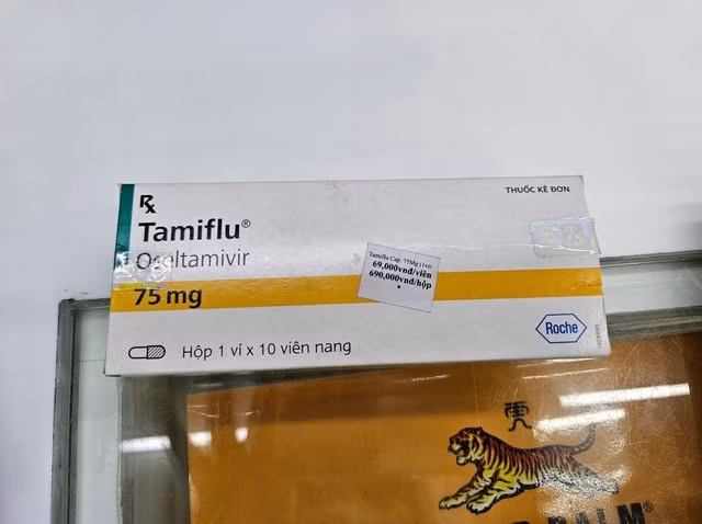 Tại hệ thống nhà thuốc Pharmacity, thuốc Tamiflu vẫn còn, giá bán 69.000 đồng/ viên