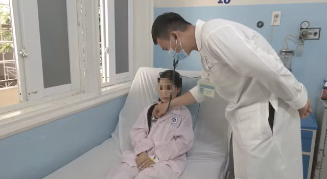 Sau 7 ngày, bệnh nhân đã được cai máy thở và phục hồi gần như hoàn toàn sau 14 ngày điều trị.