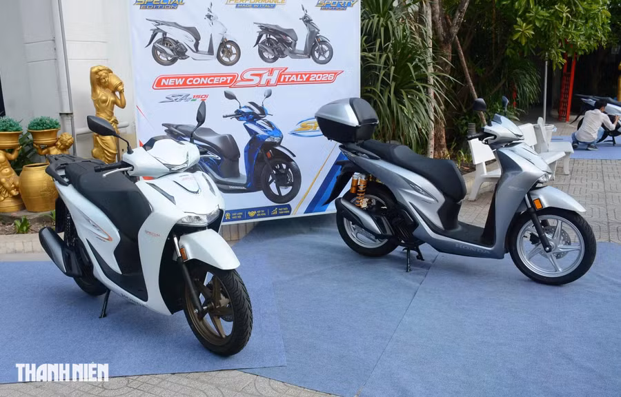 Ngoài Honda SH150i Vetro Blue 2026, Rebel Motor còn nhập khẩu các phiên bản SH150i 2026 với nhiều màu sắc mới như trắng, đen nhám… có giá 235 triệu đồng. Ảnh: B.H