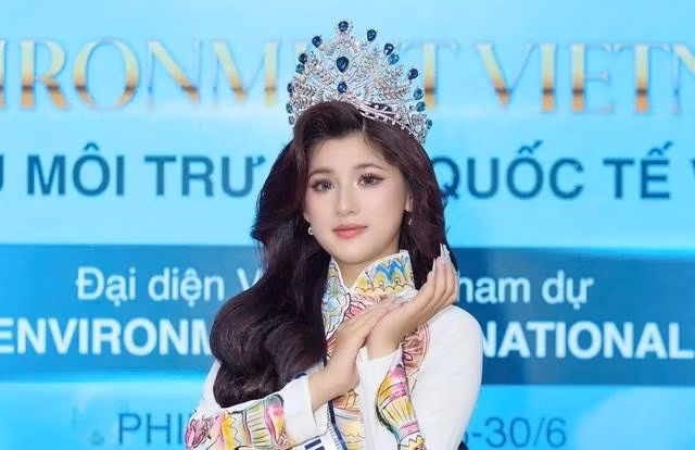 Nhan sắc ngọt ngào tuổi 19 của Trần Thị Mỹ Linh. ẢNH: NVCC