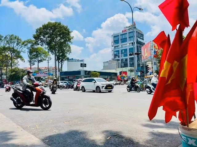 Thời tiết TP.HCM trong hôm nay và ngày mai cơ bản không mưa, thích hợp cho các hoạt động lễ hội ngoài trời. ẢNH: CHÍ NHÂN