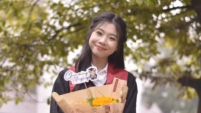 Lê Thị Thanh Nhàn - nữ sinh vừa tốt nghiệp xuất sắc Trường đại học Ngoại thương", vừa giỏi toán. ẢNH: NVCC