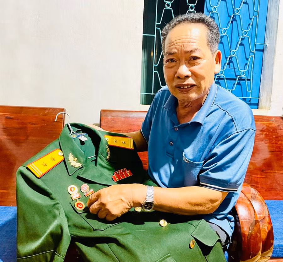 2ong-hoa-chuan-bi-quan-phuc-cho-ngay-29-4-len-duong-tham-du-dai-le.jpg