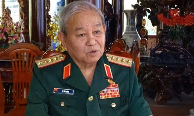 dai-tuong-le-van-dung-tu-tran.jpg