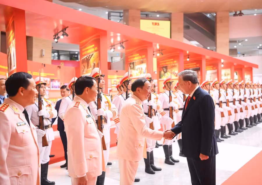 Tổng Bí thư Tô Lâm tới dự Đại hội đại biểu Đảng bộ Công an T.Ư lần thứ VIII, nhiệm kỳ 2025 - 2030.