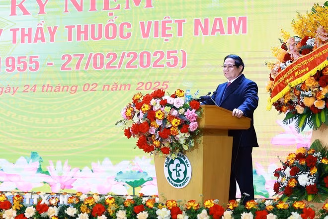 2thaythuoc.jpg