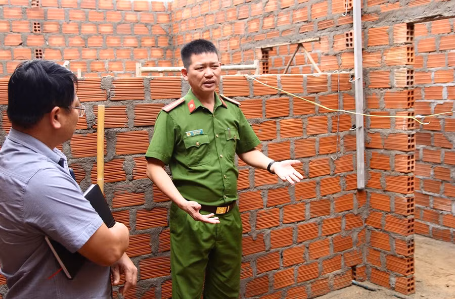 3them-ngoi-nha-cua-ba-kpa-hque-duoc-mo-rong-hon-so-voi-du-tinh-ban-dau-voi-2-phong-ngu-1-phong-khach-va-khu-bep-voi-tong-dien-tich-75-m2-kinh-phi-doi-len-thanh-hon-80-trieu-dong.jpg