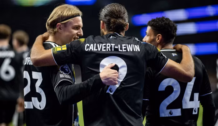 Dominic Calvert-Lewin quân bình tỉ số 1-1 cho đội khách.