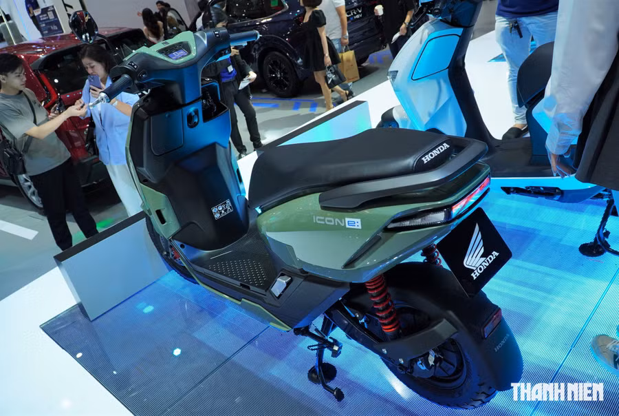 So với giai đoạn đầu mở bán, giá Honda ICON e: đã giảm đến gần một nửa. ẢNH: ĐÌNH TUYÊN
