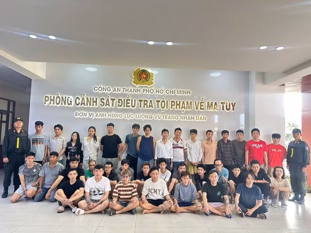 71 bị can bị bắt giữ. ẢNH: CTV
