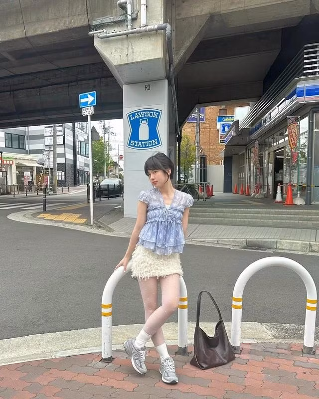 ẢNH: @DORA.LABEL