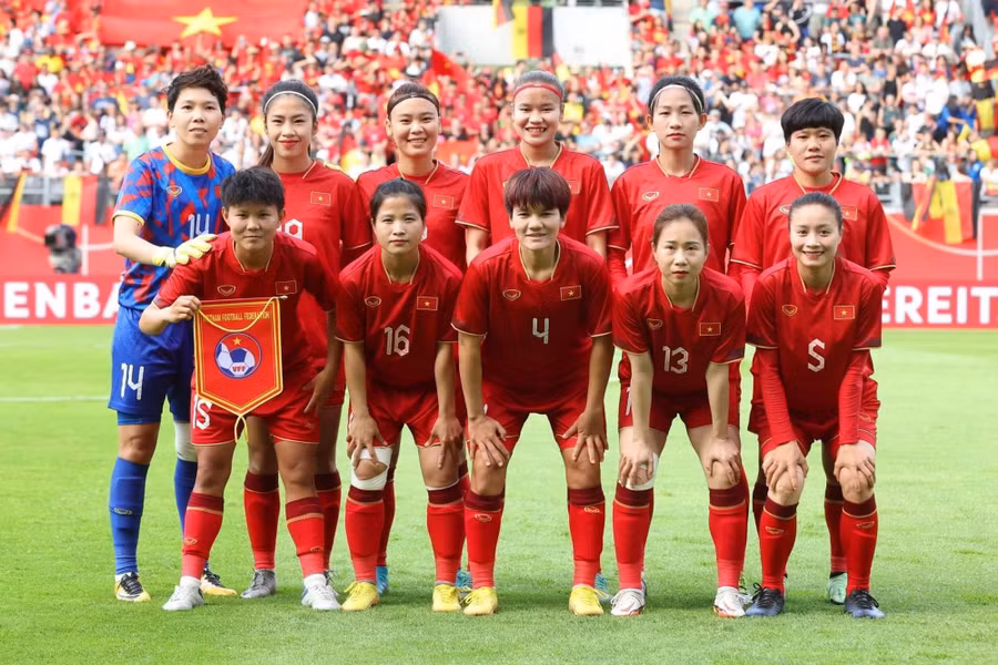 Tấm HCV SEA Games thứ 9 đang chờ đợi các cô gái vàng. ẢNH: VFF
