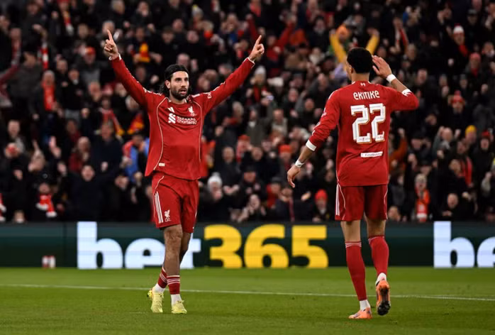 Dominik Szoboszlai gỡ hòa 1-1 cho Liverpool, nhưng...