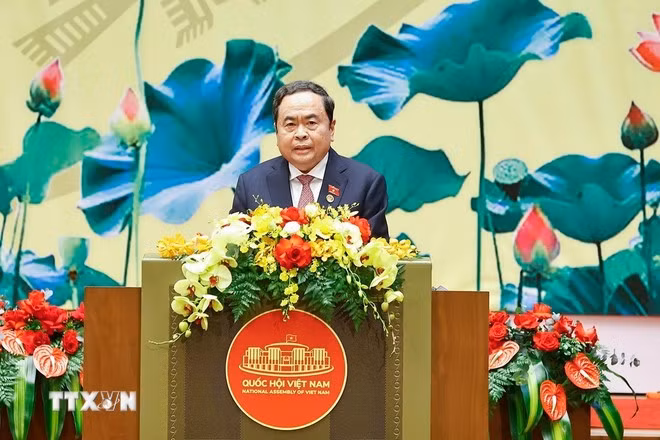 Chủ tịch Quốc hội Trần Thanh Mẫn đọc diễn văn kỷ niệm. (Ảnh: Doãn Tấn/TTXVN)